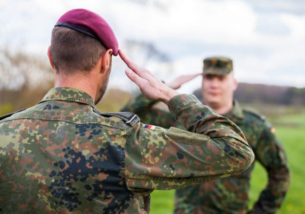 Erfahrungsbericht Bewerbung Bundeswehr Erfahre Mehr Dazu Plakos 